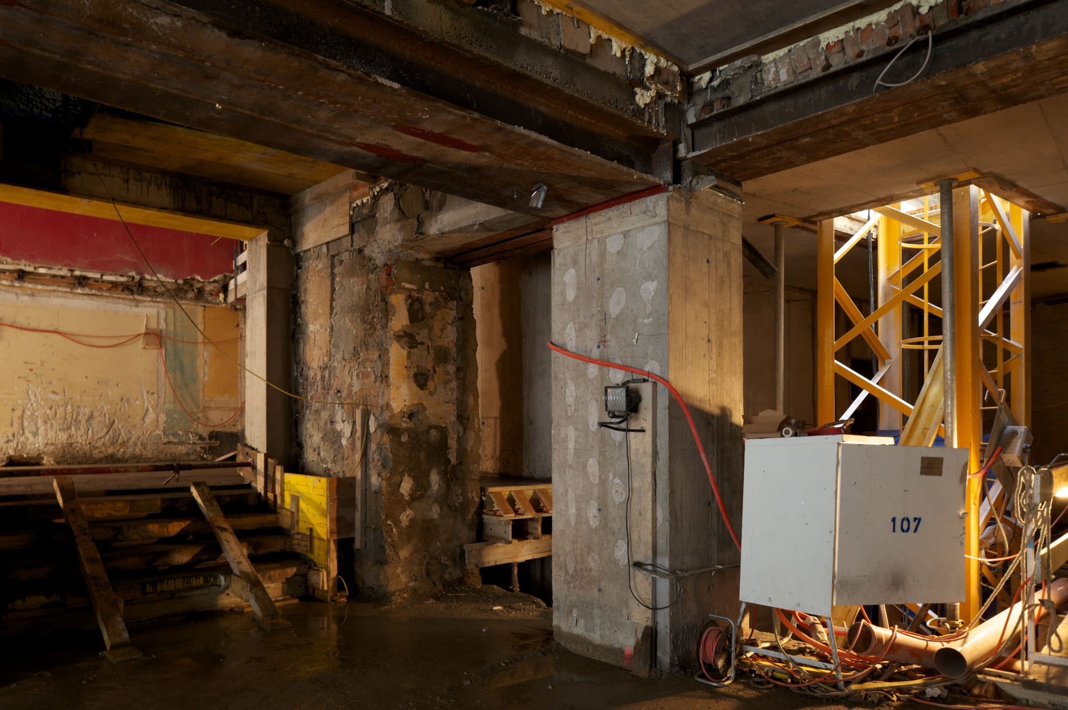 E10303  |  MplusV  |  Chantier Rue St. Francois, Lausanne